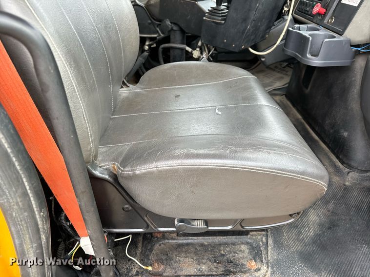 image for item NM9217 2010 International WorkStar 7500 dump truck