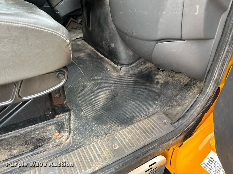 image for item NM9217 2010 International WorkStar 7500 dump truck