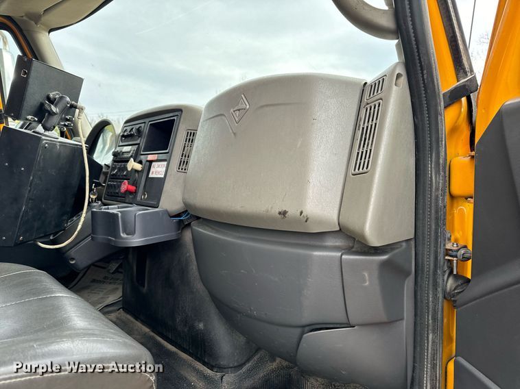 image for item NM9217 2010 International WorkStar 7500 dump truck