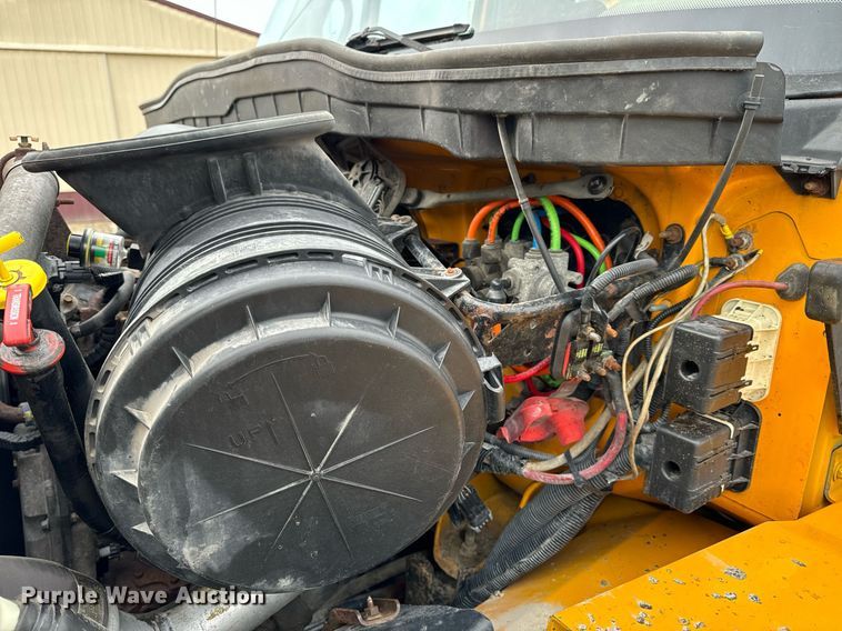 image for item NM9217 2010 International WorkStar 7500 dump truck