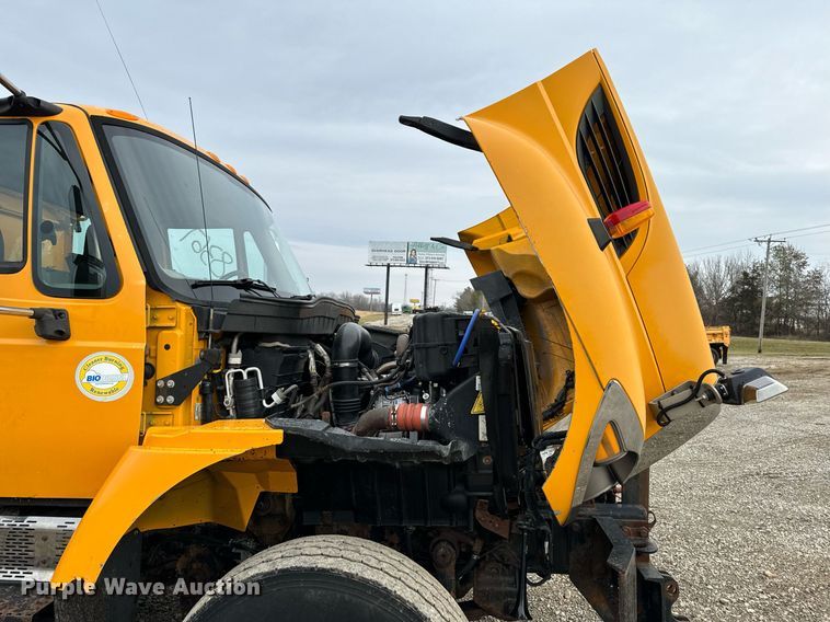 image for item NM9217 2010 International WorkStar 7500 dump truck