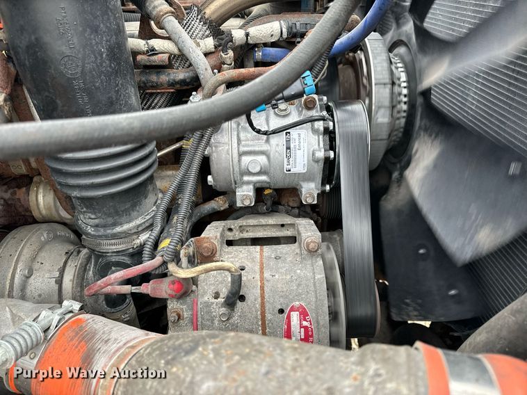 image for item NM9217 2010 International WorkStar 7500 dump truck