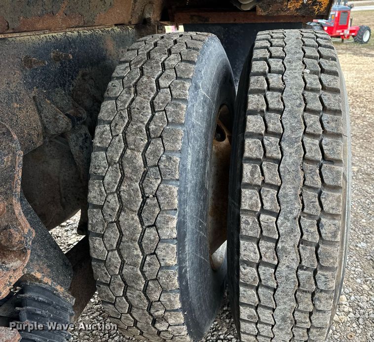 image for item NM9217 2010 International WorkStar 7500 dump truck