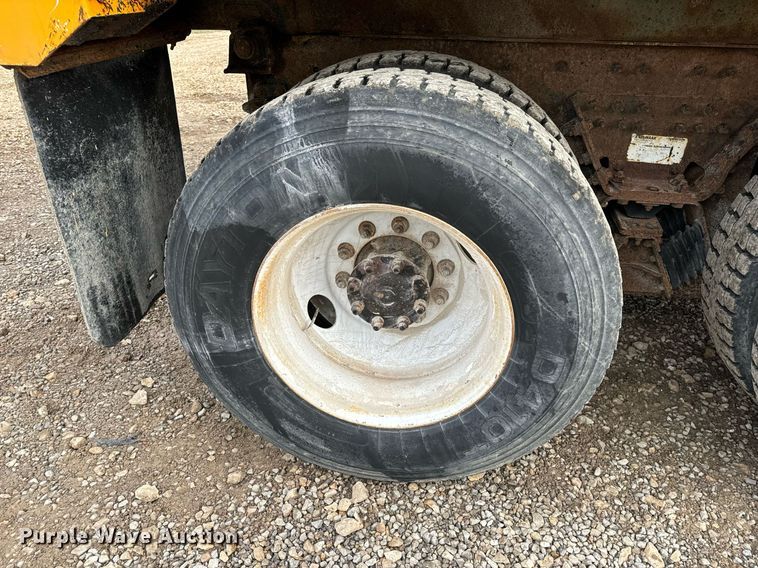 image for item NM9217 2010 International WorkStar 7500 dump truck