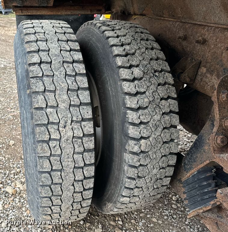 image for item NM9217 2010 International WorkStar 7500 dump truck