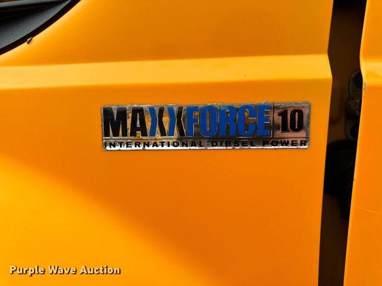 image for item NM9217 2010 International WorkStar 7500 dump truck