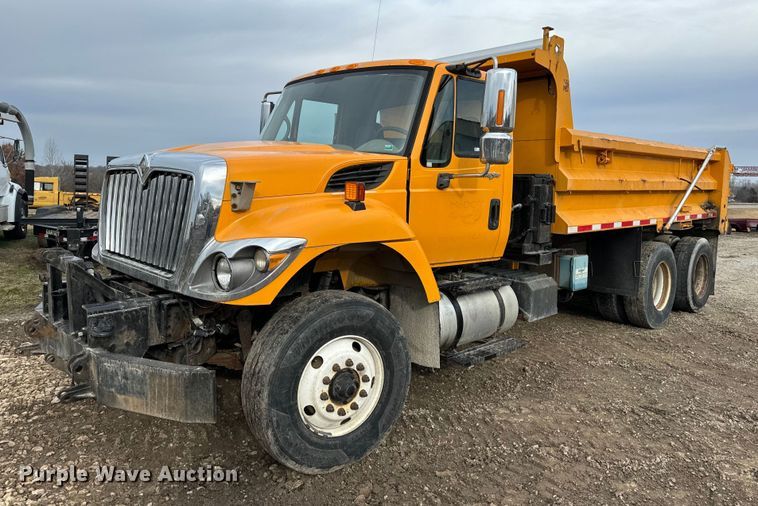 image for item NM9222 2009 International WorkStar 7500 dump truck