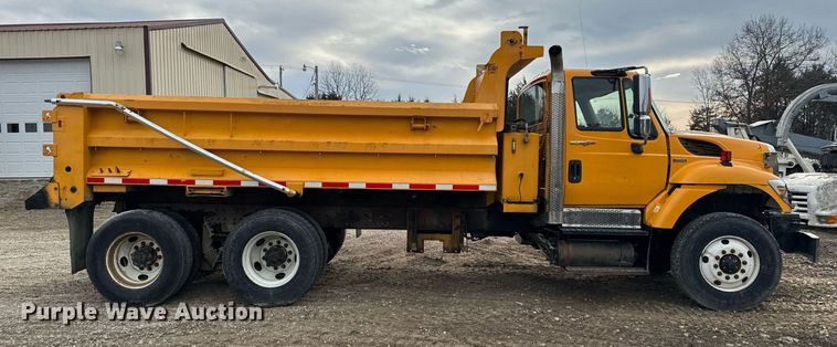 image for item NM9222 2009 International WorkStar 7500 dump truck