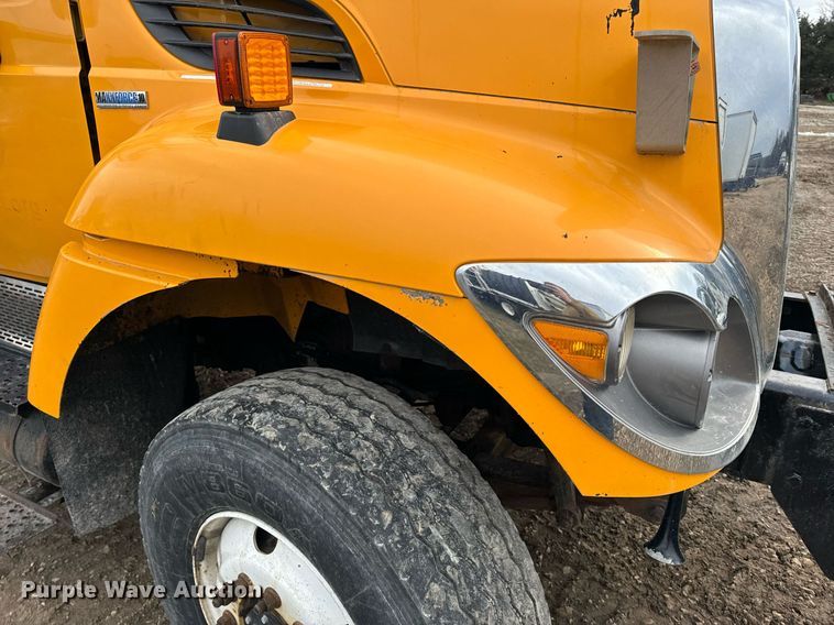 image for item NM9222 2009 International WorkStar 7500 dump truck