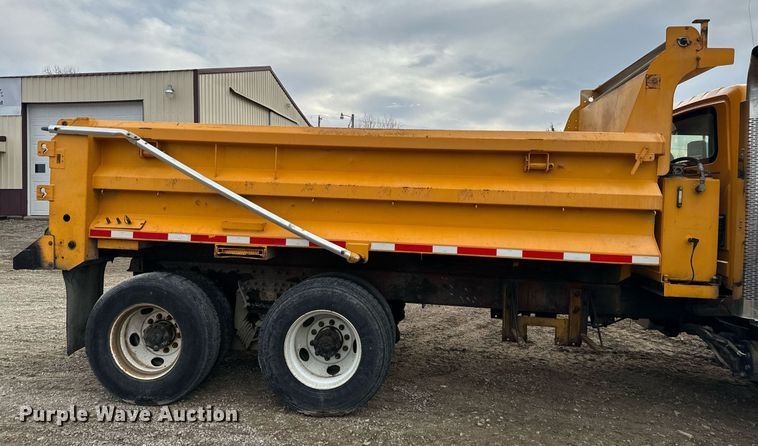image for item NM9222 2009 International WorkStar 7500 dump truck