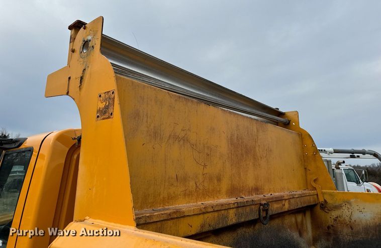 image for item NM9222 2009 International WorkStar 7500 dump truck
