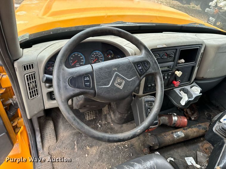 image for item NM9222 2009 International WorkStar 7500 dump truck