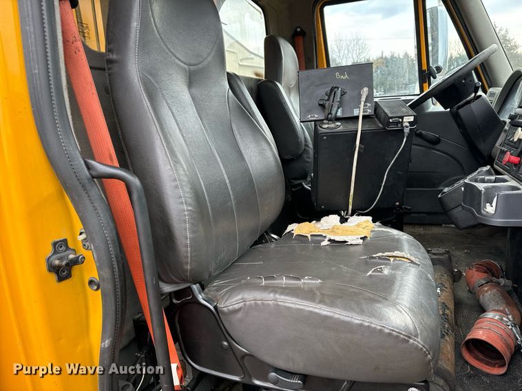 image for item NM9222 2009 International WorkStar 7500 dump truck