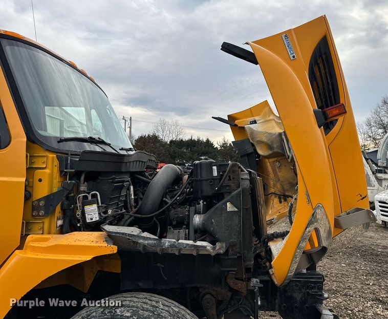 image for item NM9222 2009 International WorkStar 7500 dump truck