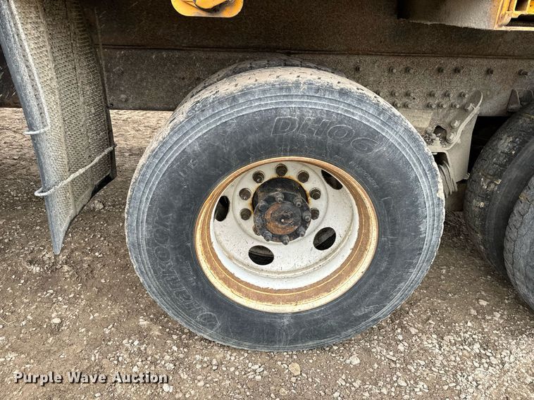 image for item NM9222 2009 International WorkStar 7500 dump truck