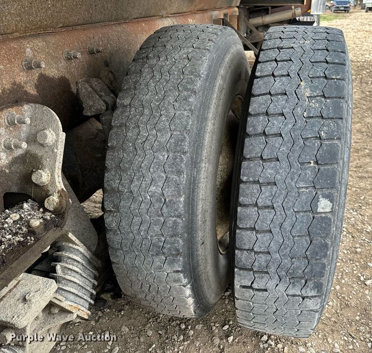 image for item NM9222 2009 International WorkStar 7500 dump truck