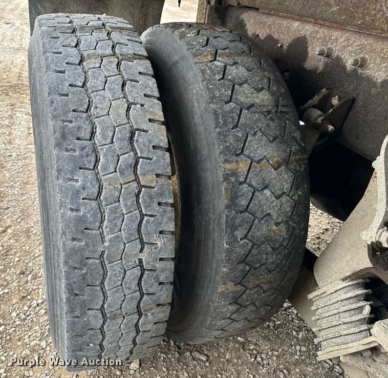 image for item NM9222 2009 International WorkStar 7500 dump truck