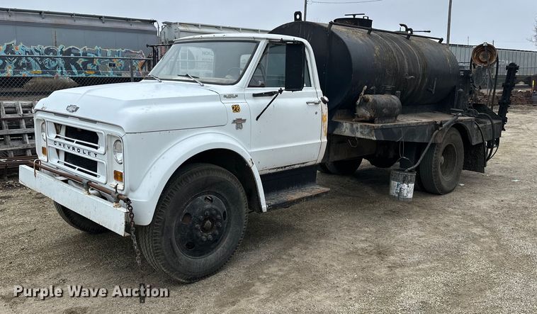 image for item NS9161 1967 Chevrolet 60 oil distributor truck