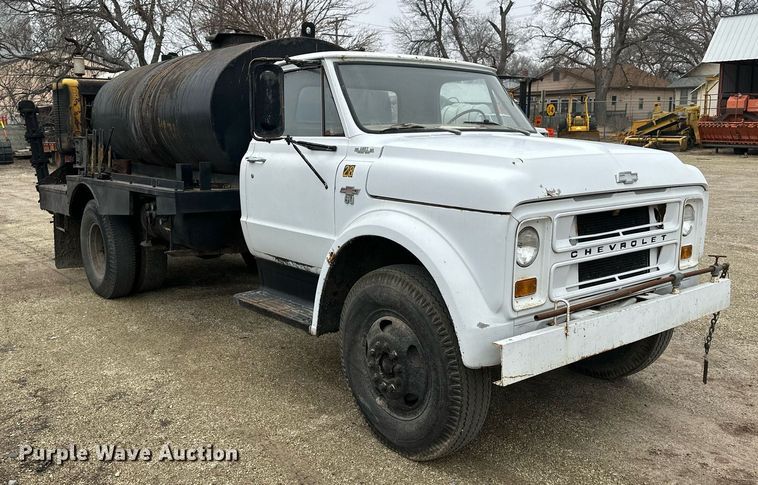 image for item NS9161 1967 Chevrolet 60 oil distributor truck