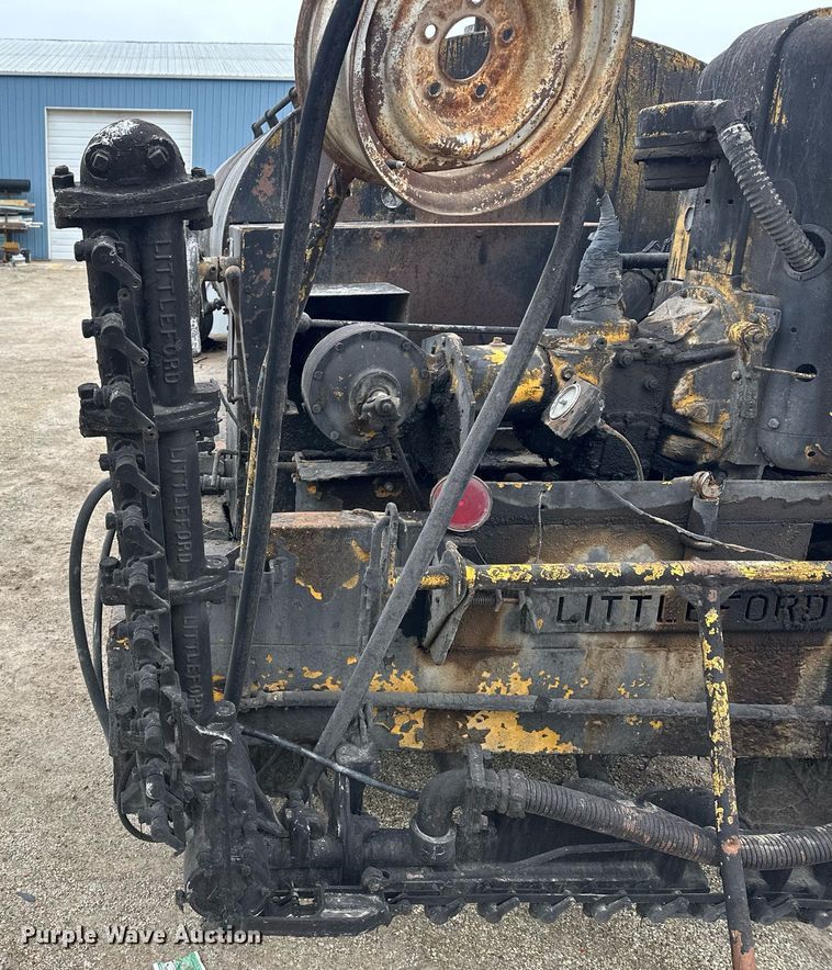 image for item NS9161 1967 Chevrolet 60 oil distributor truck