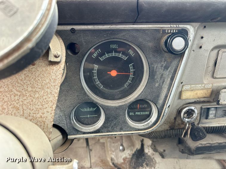 image for item NS9161 1967 Chevrolet 60 oil distributor truck