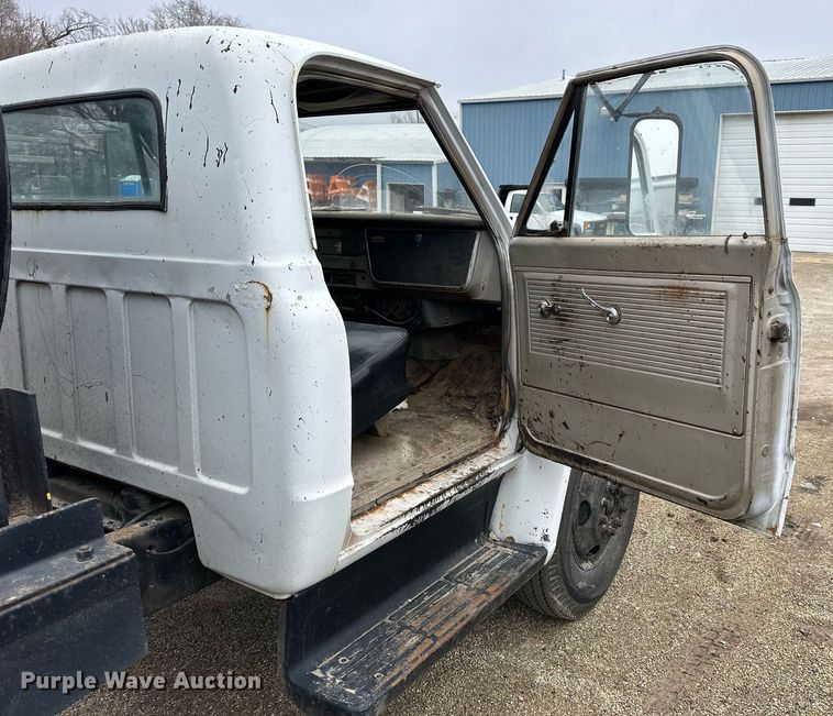 image for item NS9161 1967 Chevrolet 60 oil distributor truck