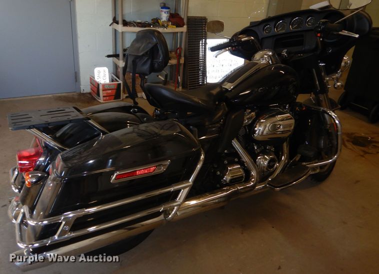 image for item OL9405 2017 Harley Davidson motorcycle