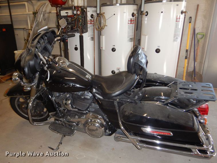 image for item OL9405 2017 Harley Davidson motorcycle