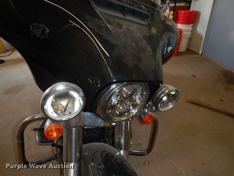 image for item OL9405 2017 Harley Davidson motorcycle