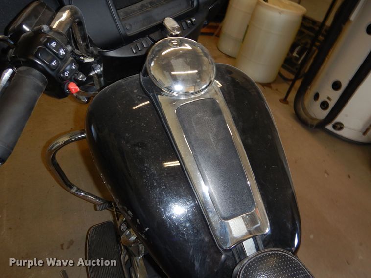 image for item OL9405 2017 Harley Davidson motorcycle