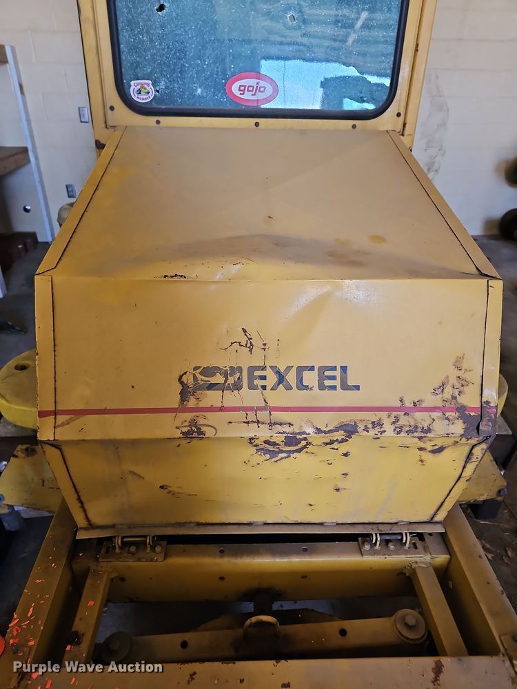 image for item OL9441 Excel Hustler 4600  lawn mower