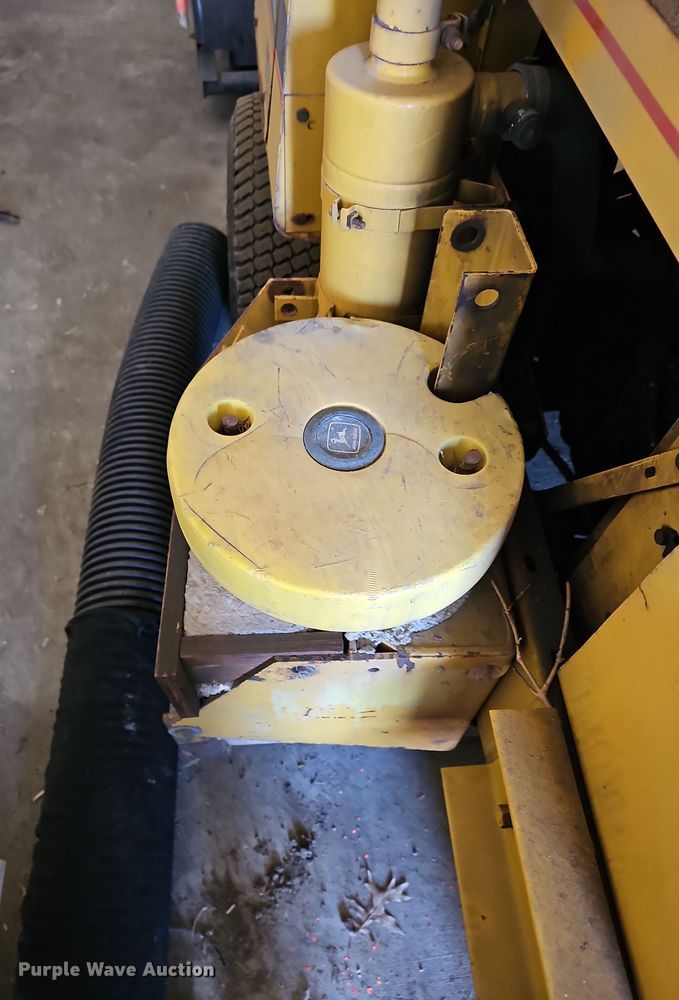 image for item OL9441 Excel Hustler 4600  lawn mower