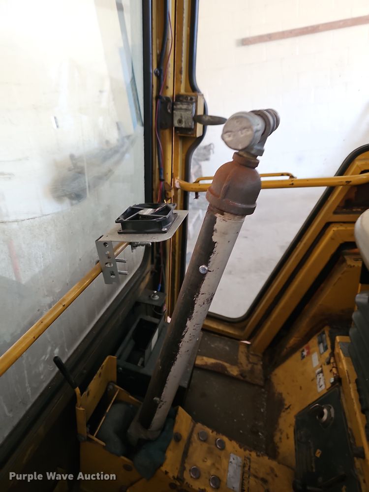 image for item OL9441 Excel Hustler 4600  lawn mower