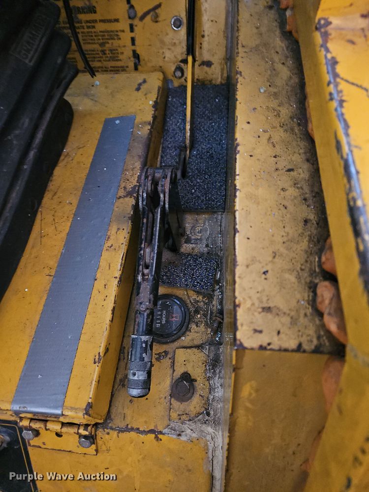 image for item OL9441 Excel Hustler 4600  lawn mower