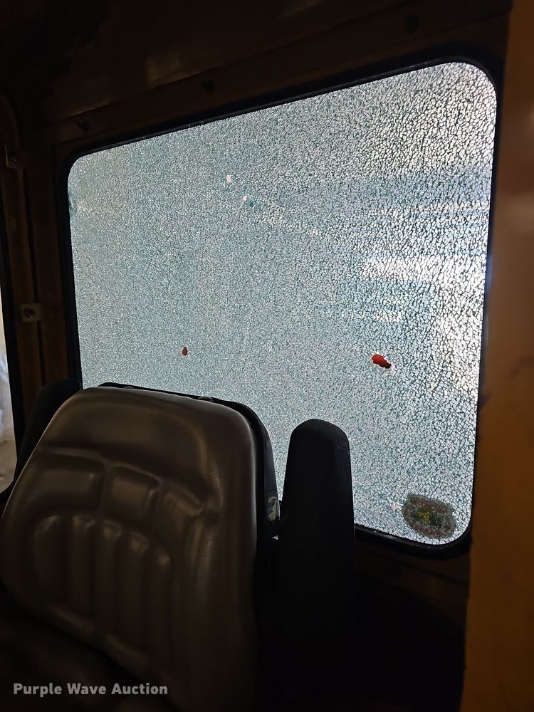 image for item OL9441 Excel Hustler 4600  lawn mower