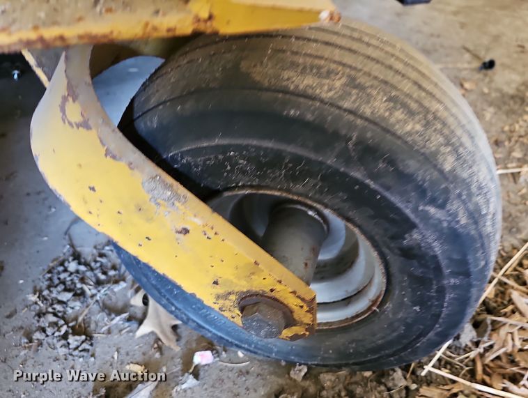 image for item OL9441 Excel Hustler 4600  lawn mower