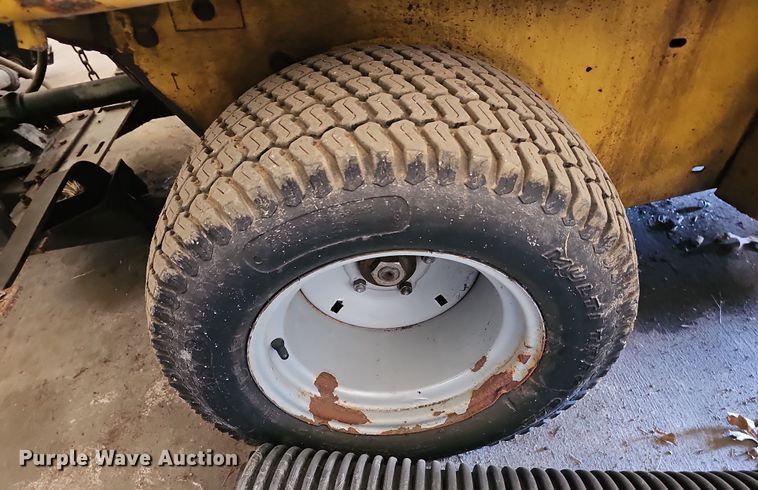 image for item OL9441 Excel Hustler 4600  lawn mower