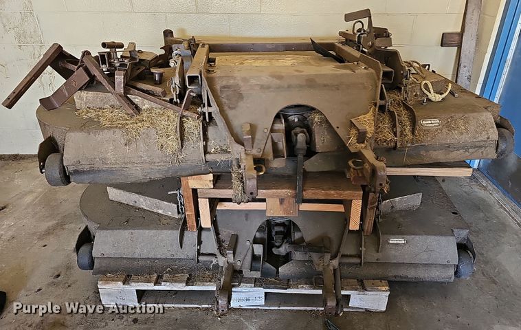 image for item OL9442 Grasshopper 928D ZTR lawn mower