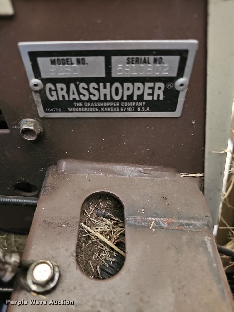 image for item OL9442 Grasshopper 928D ZTR lawn mower