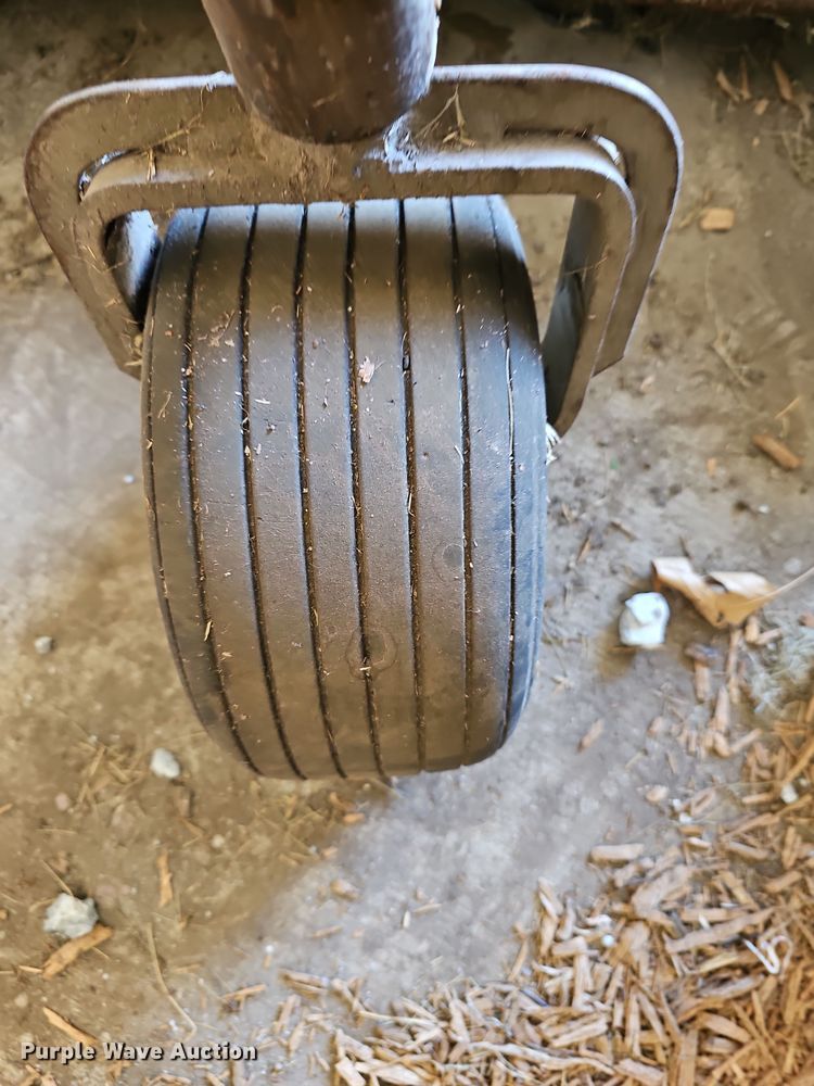 image for item OL9442 Grasshopper 928D ZTR lawn mower