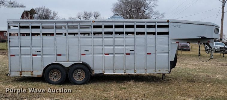 image for item DL7824 2009 Titan livestock trailer