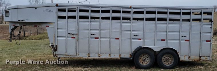 image for item DL7824 2009 Titan livestock trailer
