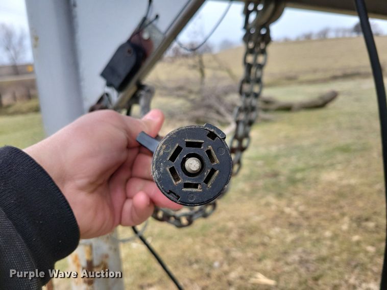 image for item DL7824 2009 Titan livestock trailer