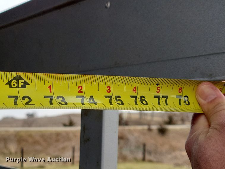 image for item DL7824 2009 Titan livestock trailer