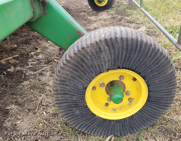 image for item DL7825 John Deere HX14 rotary mower