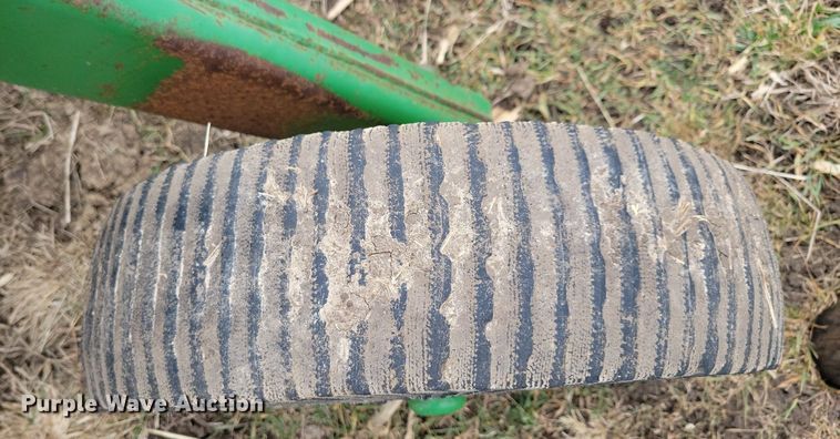 image for item DL7825 John Deere HX14 rotary mower