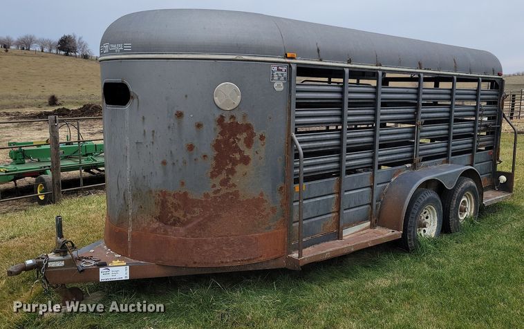 image for item DL7826 1994 CM livestock trailer