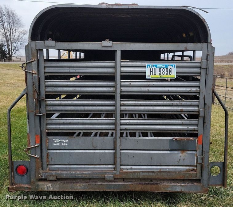 image for item DL7826 1994 CM livestock trailer