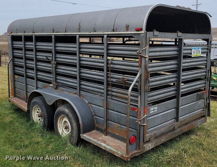 image for item DL7826 1994 CM livestock trailer