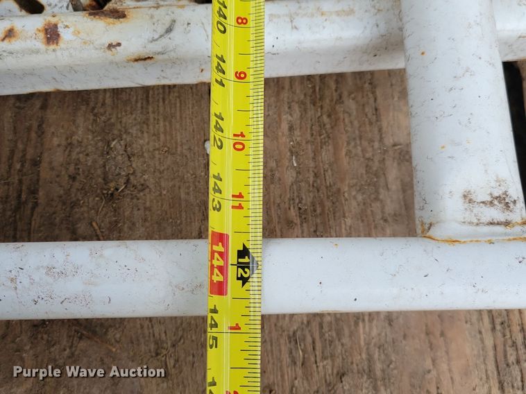 image for item DL7826 1994 CM livestock trailer